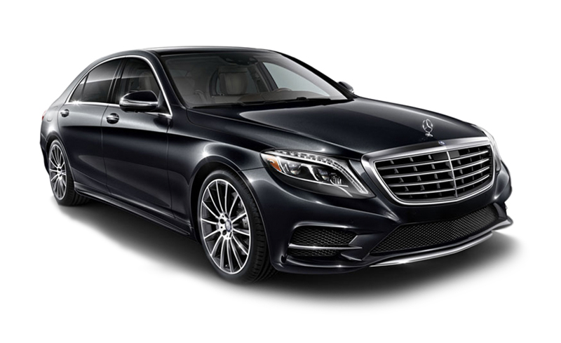 A black Mercedes-Benz in California. A Diminished Value Appraiser in Santa Ana, California call 772-359-4300.