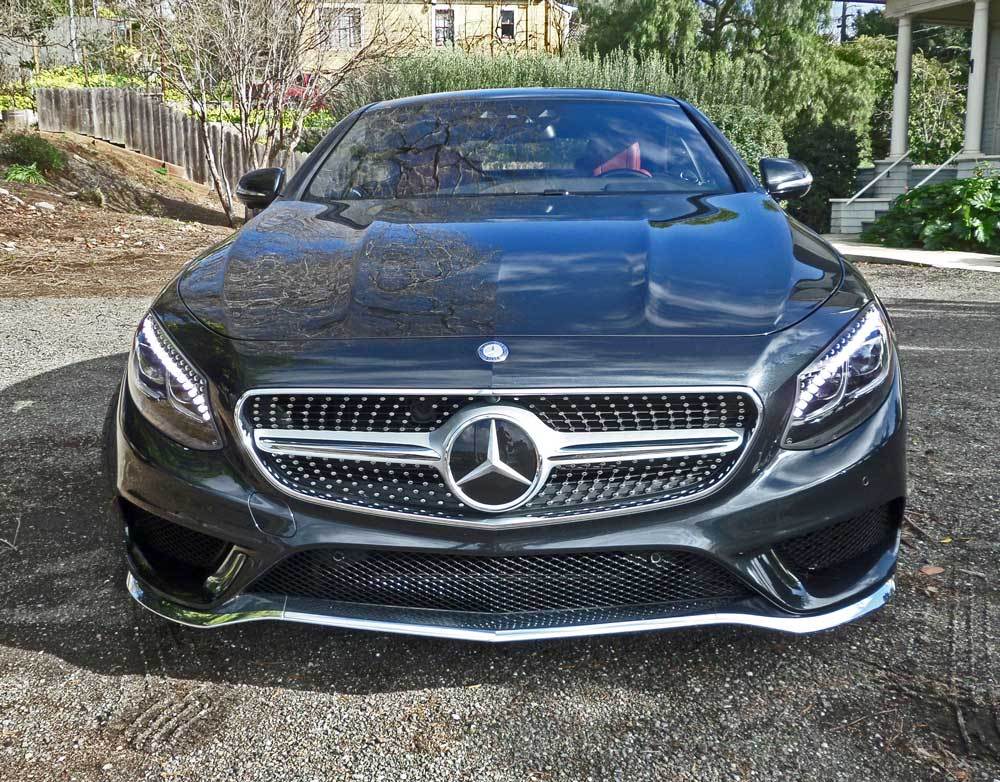 A black Mercedes-Benz S550. A Diminished Value Appraiser in California call 772-359-4300.